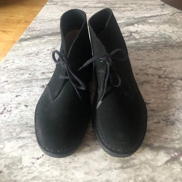 Clarks Desert Boot in Black Suede - Picture 4 of 4